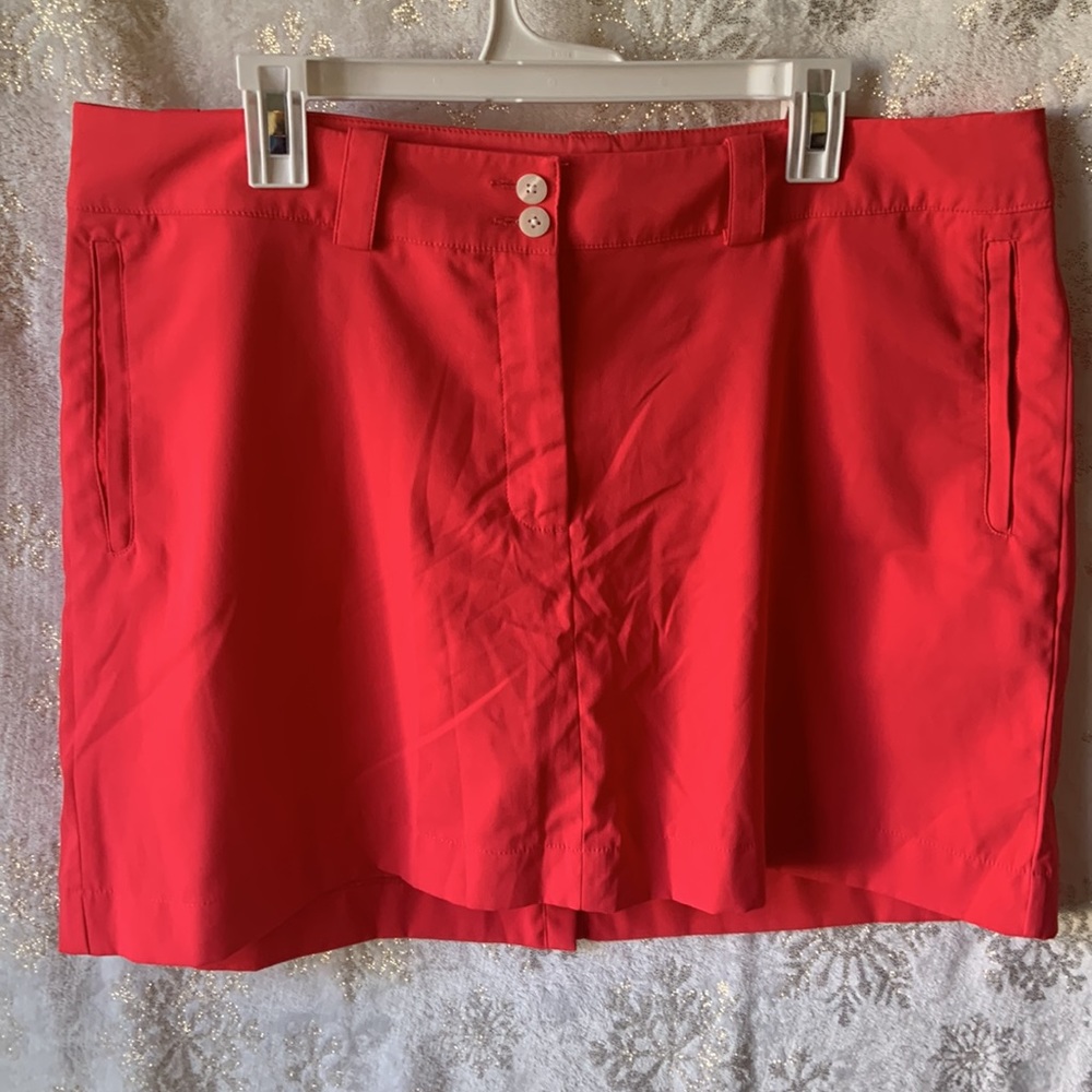 Women’s Nike Golf Skort 14